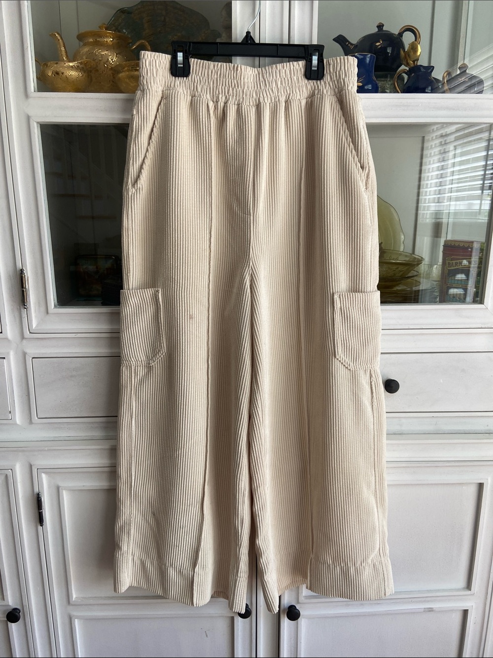 Urban Outfitters Wide Leg Corduroy Cargo Pants in Cream - Picture 1 of 6